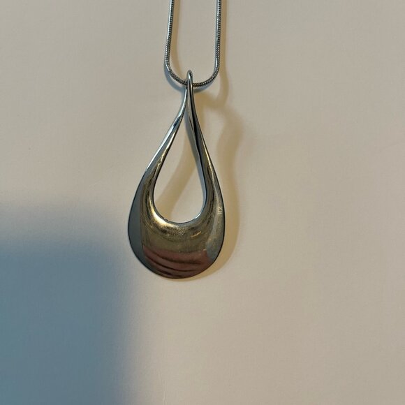 Bay To Baubles - Trevor Long Metal Teardrop Pendant - Picture 2 of 3